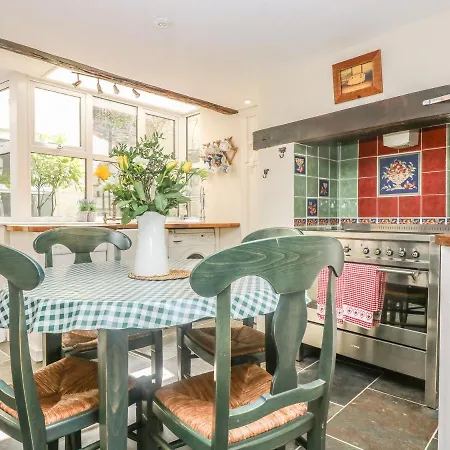 Apartment The Watch Below Polruan